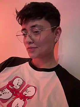 Ashley Chriss online show from 01-26-25, 10:23