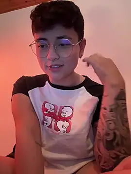 Ashley Chriss online show from 01-26-25, 07:21