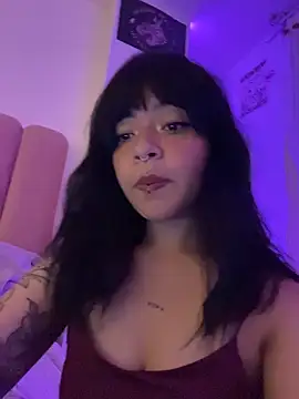 Ashley Chriss online show from 10-19-25, 12:57