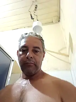 Snapshot of gordonunes chatting on 02-08-26, 02:09 gordonunes online show from 02-08-26, 02:09