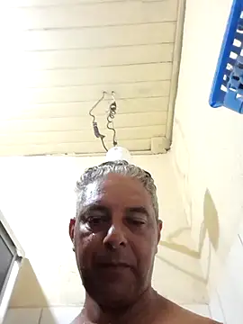 Snapshot of gordonunes chatting on 03-15-26, 01:01 gordonunes online show from 03-15-26, 01:01