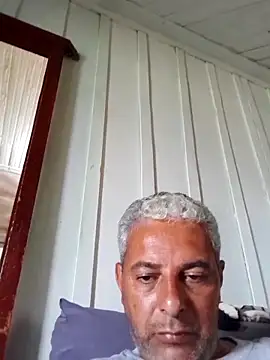 Snapshot of gordonunes chatting on 02-08-26, 03:21 gordonunes online show from 02-08-26, 03:21