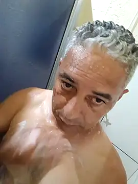 Snapshot of gordonunes chatting on 02-16-26, 02:32 gordonunes online show from 02-16-26, 02:32