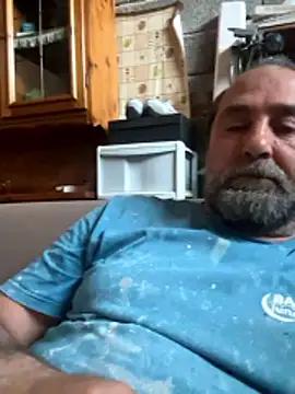 Snapshot of ros217 chatting on 05-25-26, 03:22 ros217 online show from 05-25-26, 03:22