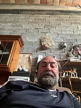 Snapshot of ros217 chatting on 05-23-26, 08:46 ros217 online show from 05-23-26, 08:46