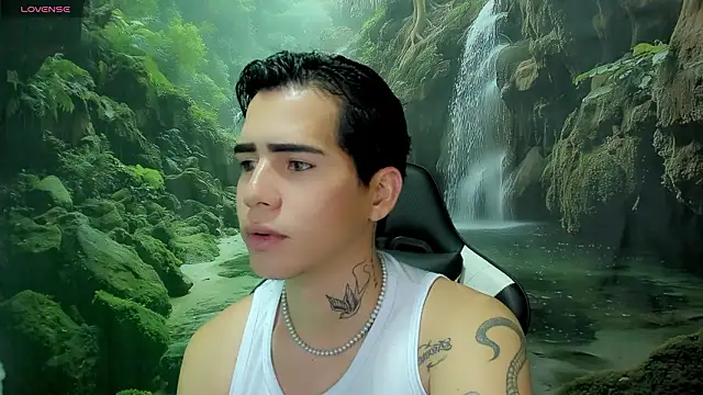 Snapshot of Tayson_Rivers chatting on 02-28-26, 06:46 Tayson Rivers online show from 02-28-26, 06:46