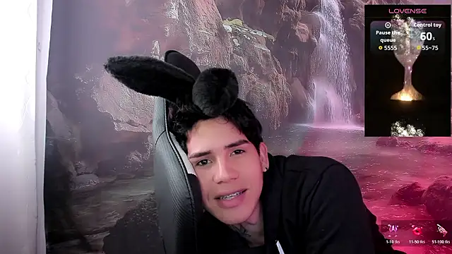 Snapshot of Tayson_Rivers chatting on 02-17-26, 01:30 Tayson Rivers online show from 02-17-26, 01:30