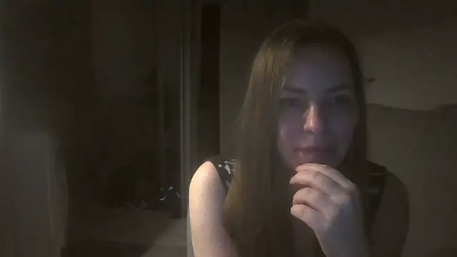 AnnaDiamond1 online show from 09-15-25, 11:38