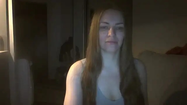 Snapshot of AnnaDiamond1 chatting on 02-07-26, 10:07 AnnaDiamond1 online show from 02-07-26, 10:07