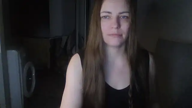 AnnaDiamond1 online show from 03-18-26, 11:48