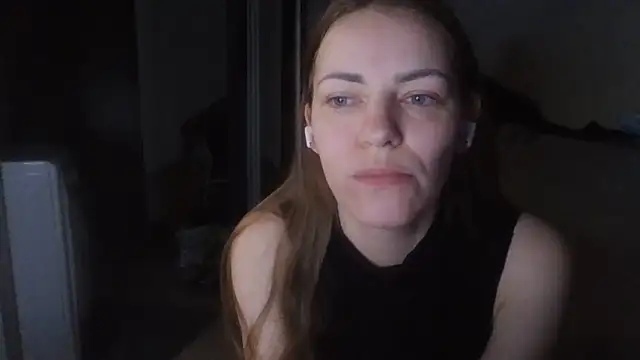 AnnaDiamond1 online show from 05-31-26, 12:49