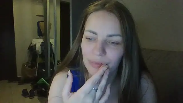 AnnaDiamond1 online show from 06-24-26, 11:24