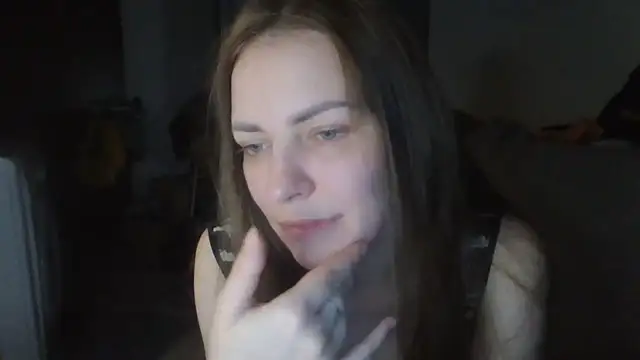 AnnaDiamond1 online show from 05-21-26, 08:39