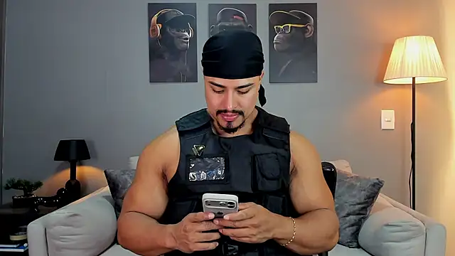 ApoloMakris online show from 10-30-25, 10:17