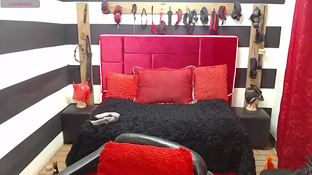 Marian Ran online show from 09-15-25, 02:56