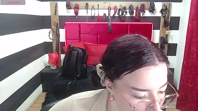 Marian Ran online show from 09-22-25, 03:12