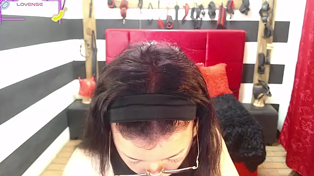 Marian Ran online show from 09-16-25, 02:34