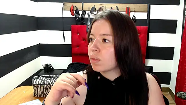 Marian Ran online show from 02-26-25, 03:03