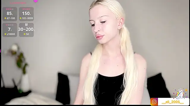 Snapshot of LinaEvans chatting on 09-30-25, 01:06 LinaEvans online show from 09-30-25, 01:06