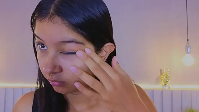 Aida moreno online show from 10-28-25, 11:31