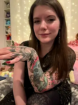 Ragdoll131 online show from 12-22-25, 11:49