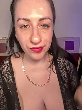 Snapshot of Evelinia chatting on 05-22-26, 03:43 Evelinia online show from 05-22-26, 03:43