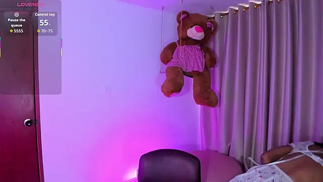 KaattySweet  online show from 11-28-25, 07:58