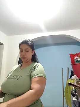 Snapshot of Melinda_bob chatting on 02-06-26, 08:32 Melinda bob online show from 02-06-26, 08:32