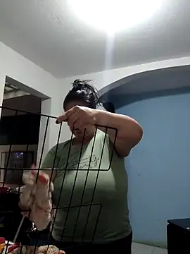 Snapshot of Melinda_bob chatting on 02-07-26, 10:18 Melinda bob online show from 02-07-26, 10:18