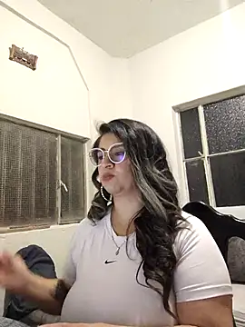 Snapshot of Melinda_bob chatting on 02-22-26, 06:05 Melinda bob online show from 02-22-26, 06:05