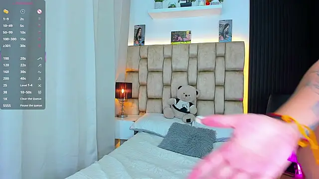 little sophie18 online show from 03-31-26, 08:00