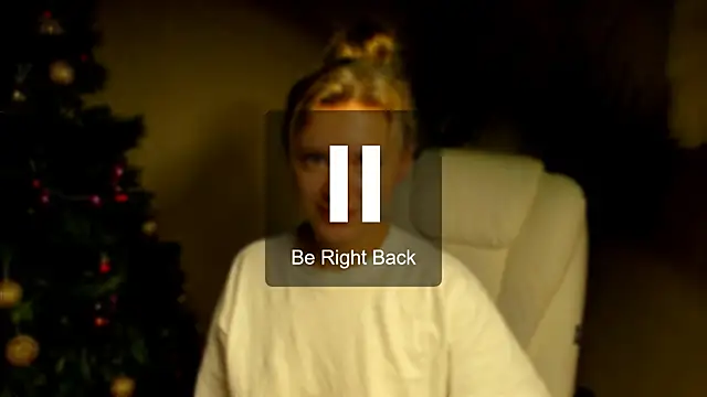 foxy blond online show from 12-17-25, 12:15