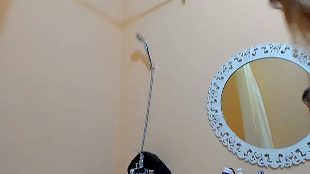 foxy blond online show from 10-31-25, 12:29