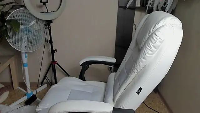 foxy blond online show from 09-10-25, 12:09