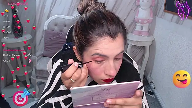 Valerie b online show from 03-13-25, 03:11