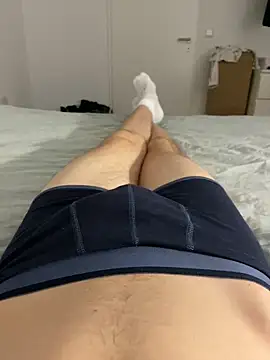 Snapshot of Nio-5 chatting on 12-20-24, 02:08 Nio-5 online show from 12-20-24, 02:08