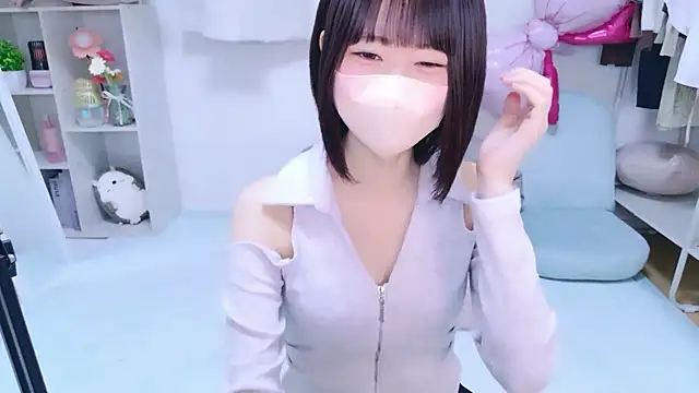Snapshot of Im_Yu-na chatting on 05-02-26, 02:22 Im Yu-na online show from 05-02-26, 02:22