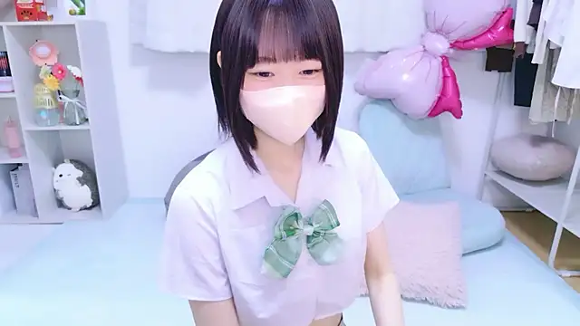 Snapshot of Im_Yu-na chatting on 05-20-26, 01:52 Im Yu-na online show from 05-20-26, 01:52