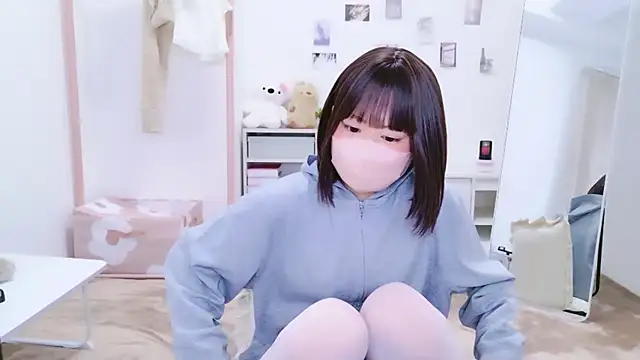 Im Yu-na online show from 10-04-25, 12:07