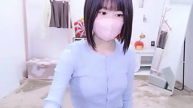 Snapshot of Im_Yu-na chatting on 02-20-26, 02:52 Im Yu-na online show from 02-20-26, 02:52