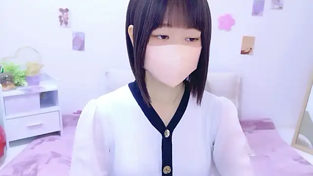 Snapshot of Im_Yu-na chatting on 05-29-26, 02:23 Im Yu-na online show from 05-29-26, 02:23