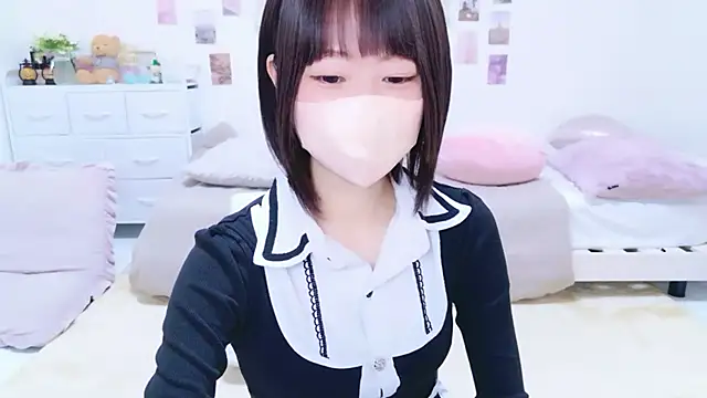 Snapshot of Im_Yu-na chatting on 05-31-26, 06:52 Im Yu-na online show from 05-31-26, 06:52