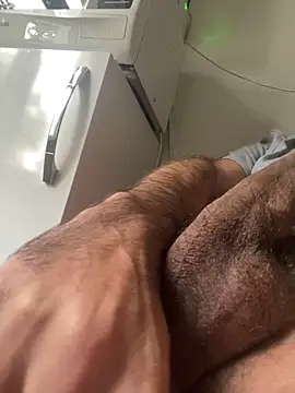 want to fun online show from 10-12-25, 12:06