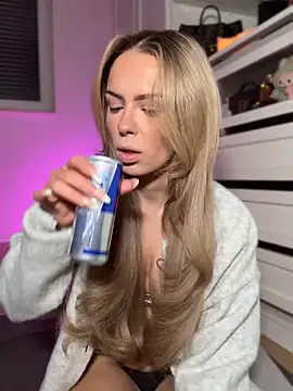 HotBella- online show from 04-05-26, 03:19