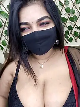 Bold-Cat online show from 11-18-25, 04:54