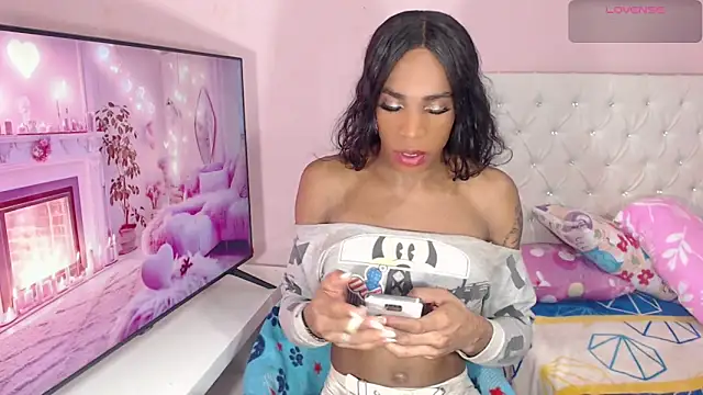 DannaDocell online show from 03-19-25, 10:55