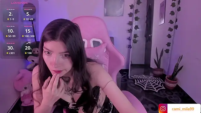 Snapshot of cami_mila9 chatting on 10-27-25, 09:27 cami mila9 online show from 10-27-25, 09:27