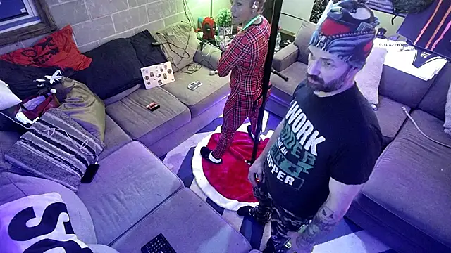 KRYZTALYNXXX online show from 12-15-25, 10:32