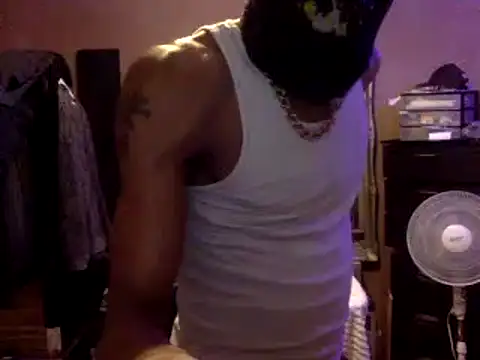 Snapshot of JdLove1 chatting on 03-01-25, 11:28 JdLove1 online show from 03-01-25, 11:28