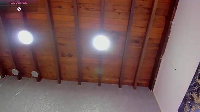 Lucy Vega online show from 09-23-25, 04:30